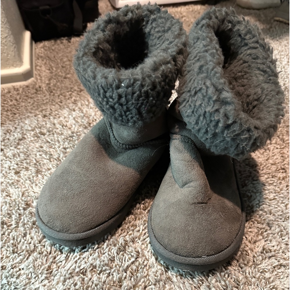 Sherpa Lined Boots Winter Cozy Warm Footwear Grey Suede Style‎